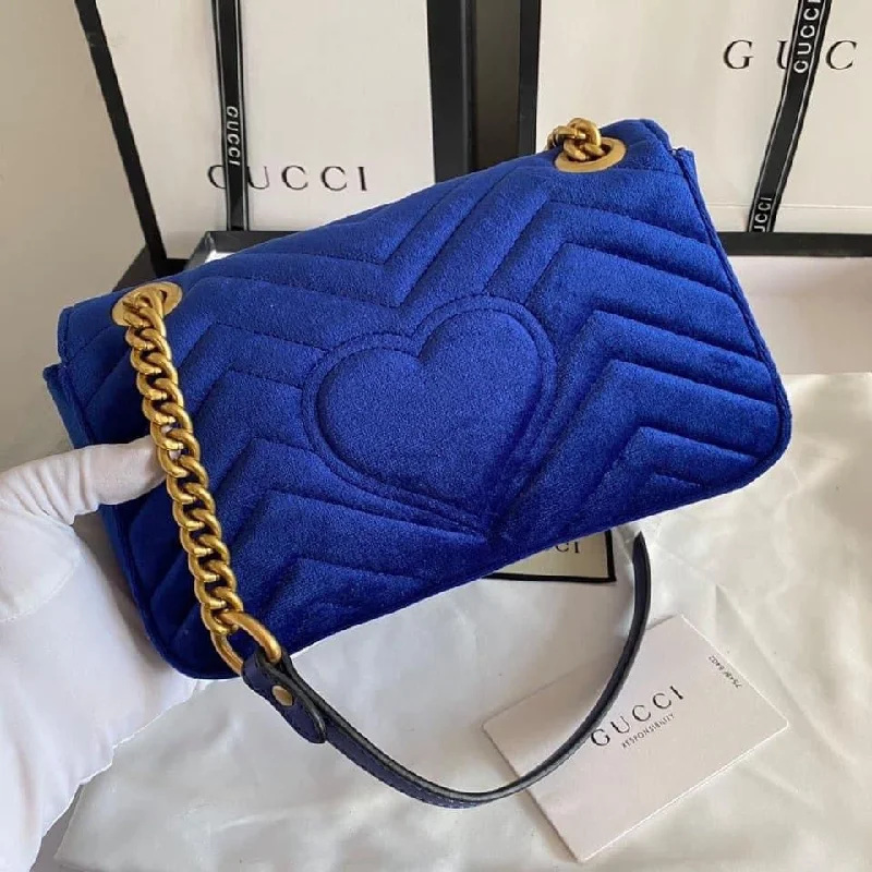 Women Gucci bags with a detachable mobile phone holderGucci Marmont Small Shoulder Bag