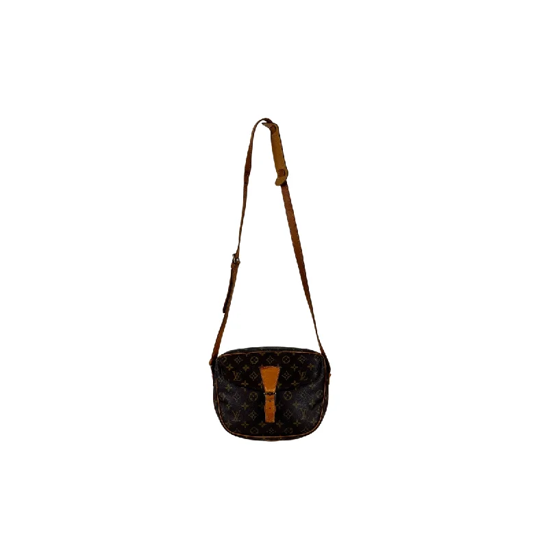 Louis Vuitton Twist bags with the iconic LV - turnlock closureLouis Vuitton Jeune Fille GM