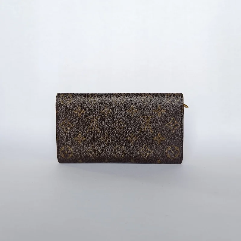 Louis Vuitton crossbody bags with a keychain holder for practicalityLouis Vuitton International Long Trifold Wallet Monogram Canvas