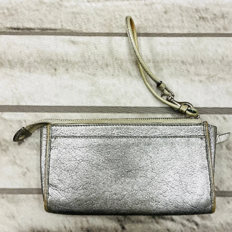 Wristlet Designer By Coach  Size: Medium