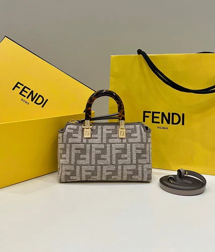 Fendi tote bags with a spacious interior and multiple pockets for daily essentialsBC - FENDI BAGS - 1239