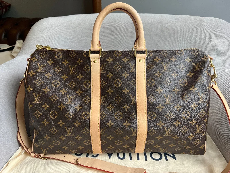 Louis Vuitton Speedy bags in monogram canvas for a classic lookLouis Vuitton Keepall Bandouliere 45 Monogram ( RRP £1,740)