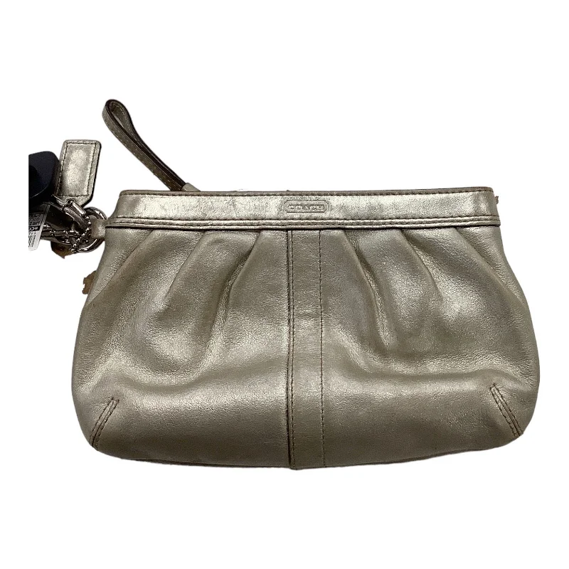 Wristlet Designer By Coach  Size: Small