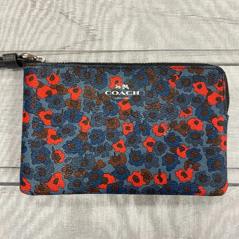 Wristlet Designer By Coach  Size: Medium