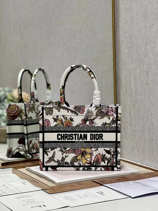 Christian Dior handbags with a removable shoulder strap for versatilityBC - Dior Bags - 1811