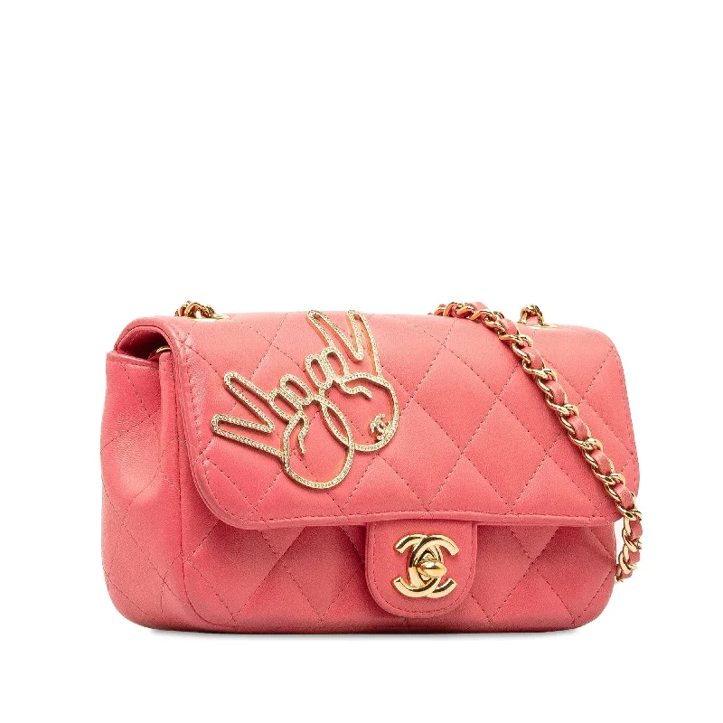 Chanel Handbag with Adjustable Strap for ComfortChanel Extra Mini Lambskin V for Victory Flap (la8uiD)