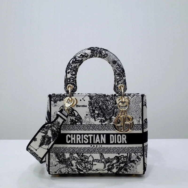 Christian Dior handbags with a back - pocket for quick storageChristian Dior Bags - 5071