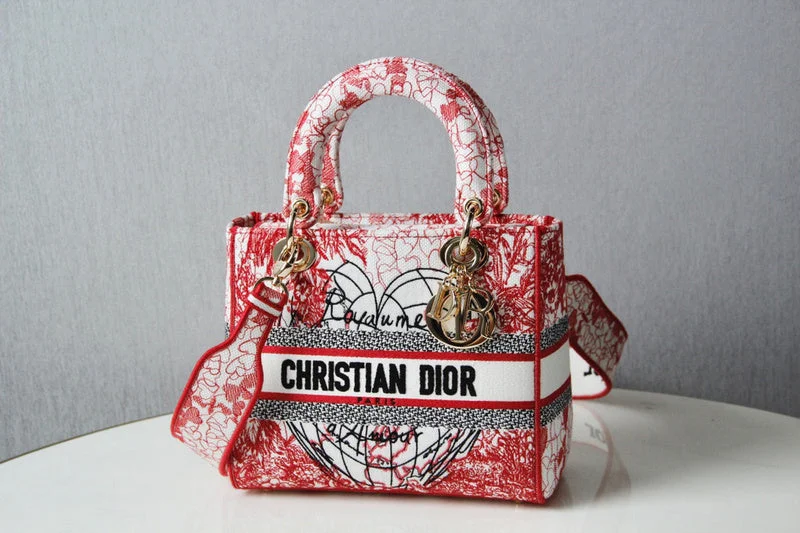 Stylish Christian Dior shoulder bags with a tassel - adorned zipperChristian Dior Bags - 5081