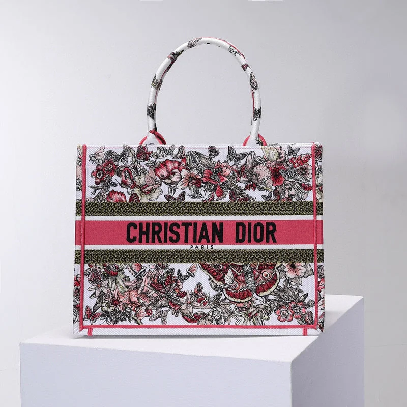 Fashion - forward Christian Dior tote bags for the modern womanChristian Dior Bags - 5083