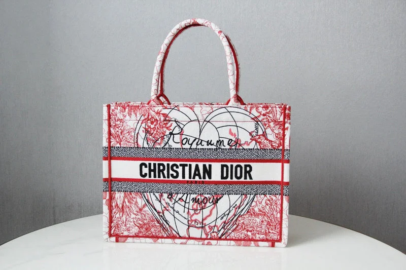 Christian Dior bags with a detachable coin purse insideChristian Dior Bags - 5084