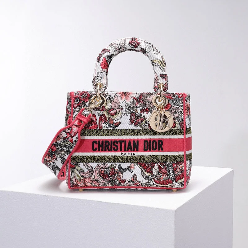 Christian Dior handbags with a snap - button closure and a decorative buckleChristian Dior Bags - 5086