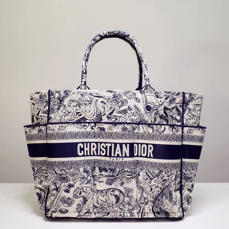 High - fashion Christian Dior bags with a geometric patternChristian Dior Bags - 5093