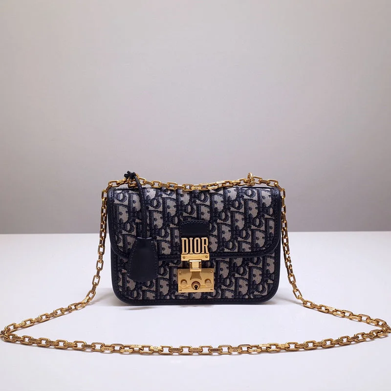 Stylish Christian Dior shoulder bags with a tassel - adorned zipperChristian Dior Bags - 5097