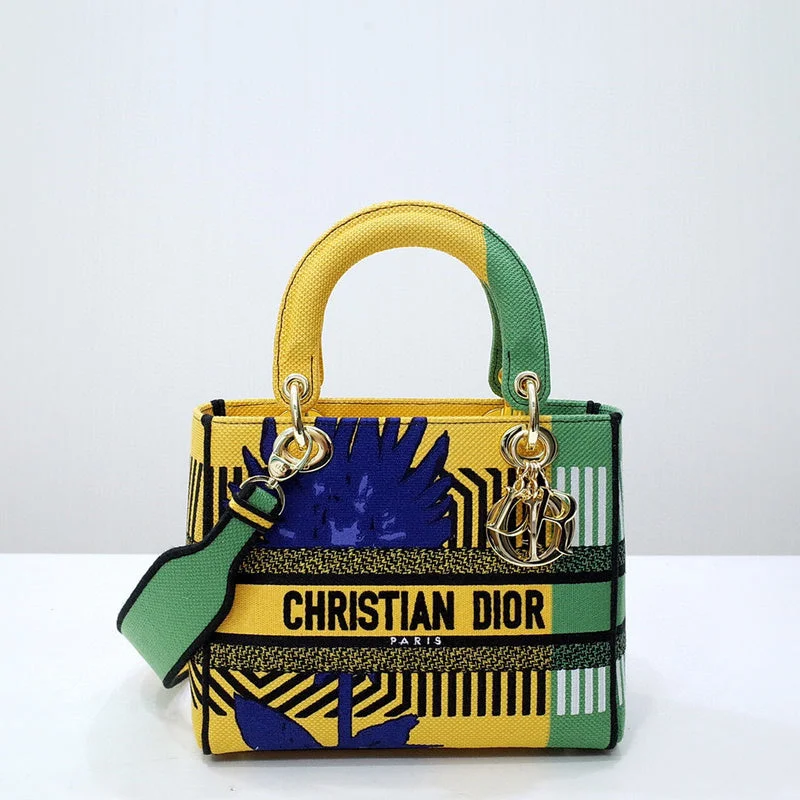 High - fashion Christian Dior bags with a geometric patternChristian Dior Bags - 5098