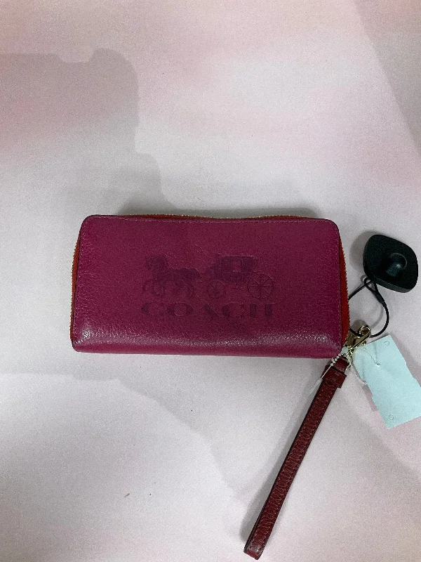 Wallet Designer By Coach  Size: Medium